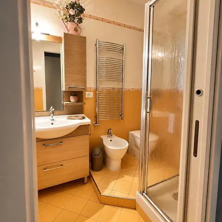 Candy House - Con Parcheggio Privato Apartamento *