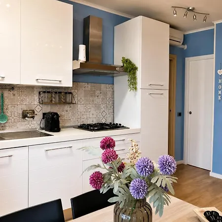 Candy House - Con Parcheggio Privato Apartment